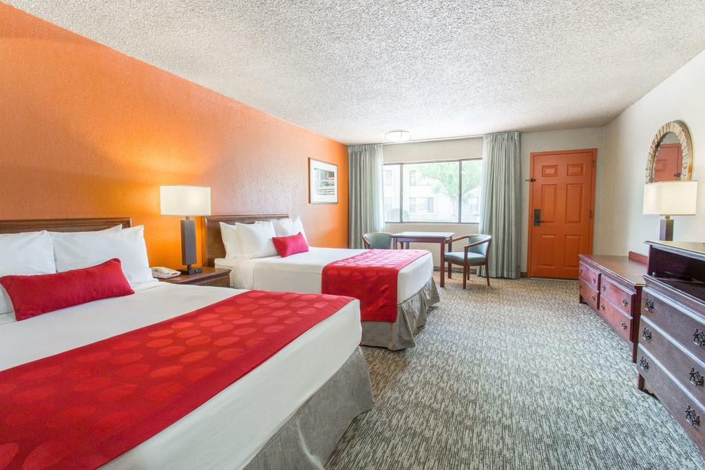 Dobson Ranch Inn Mesa Eksteriør bilde